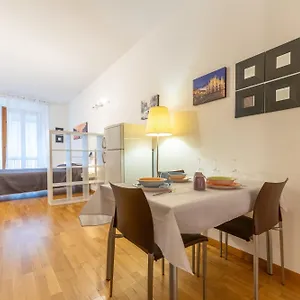 Appartamento Ap6 In Zona Duomo, Milano